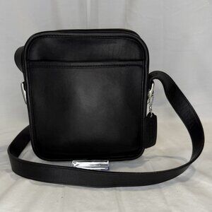Vintage Coach Camera Crossbody Leather Bag, 9817, Made in USA (1999)